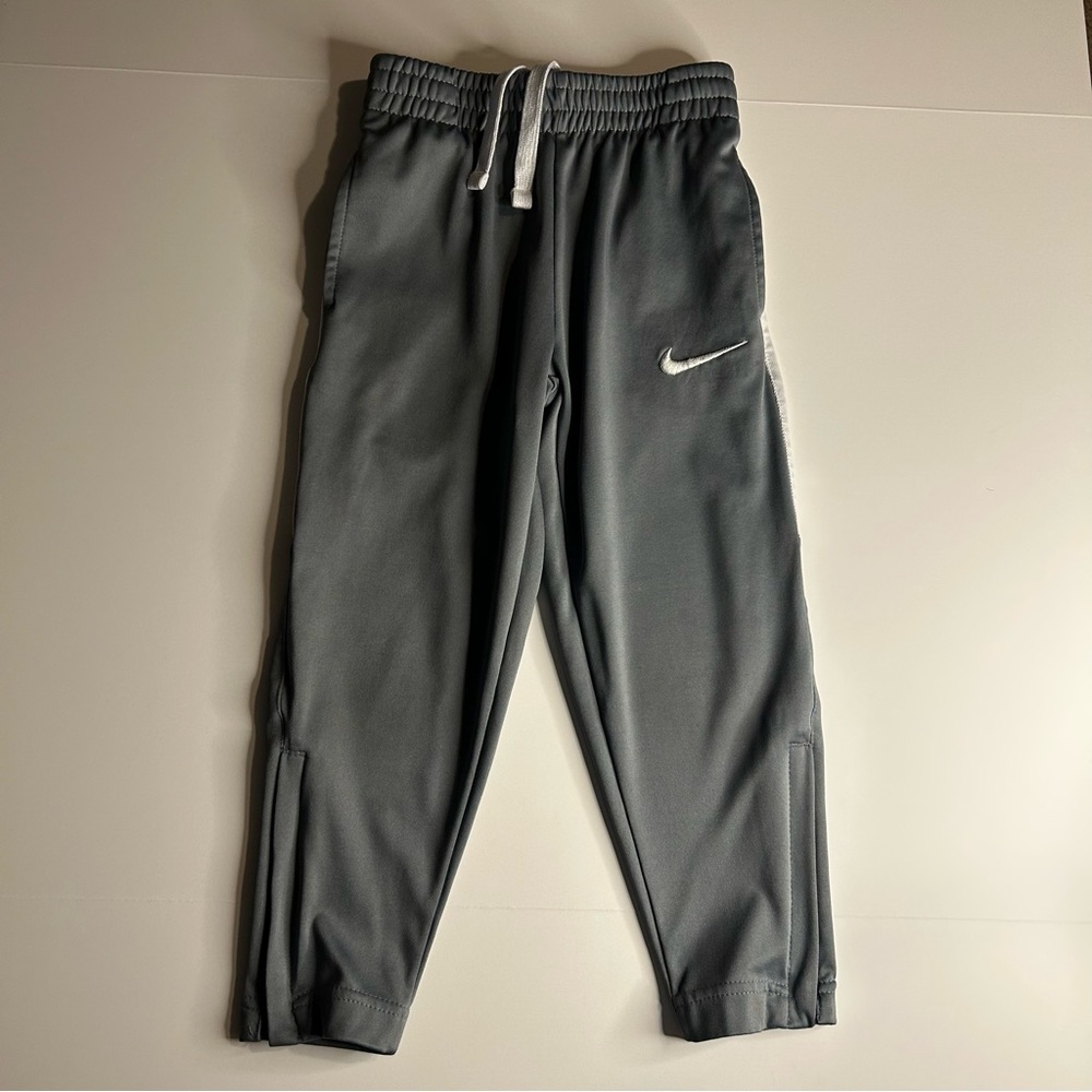 Nike Kids’ Ankle Zip Athletic Pants Size 5 (Little Boy’s)